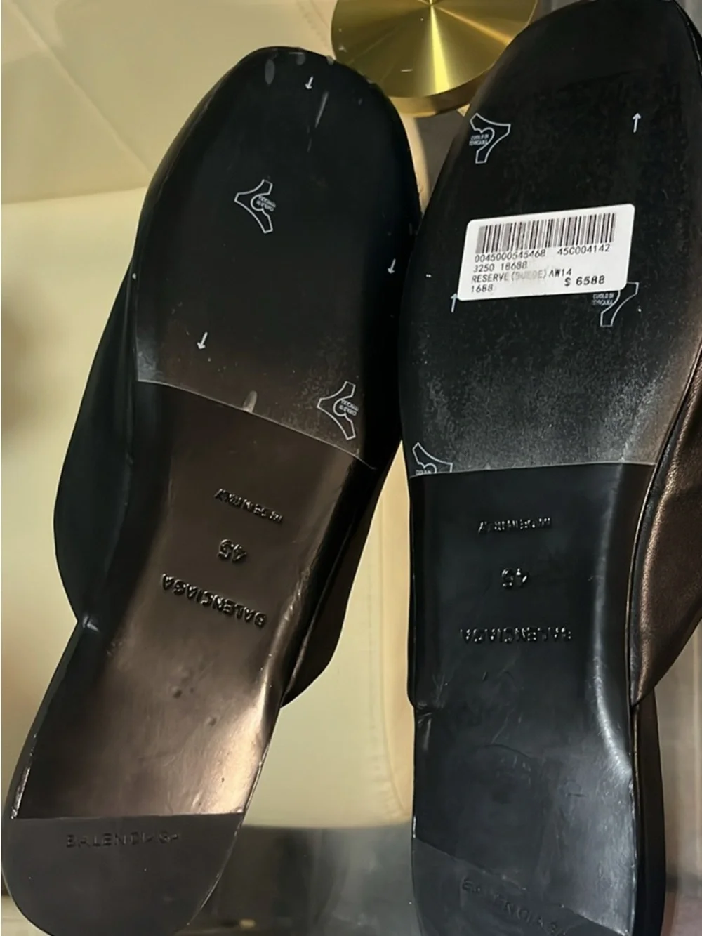 Balenciaga Black Leather Logo Slide Mules - Picture 4 of 4